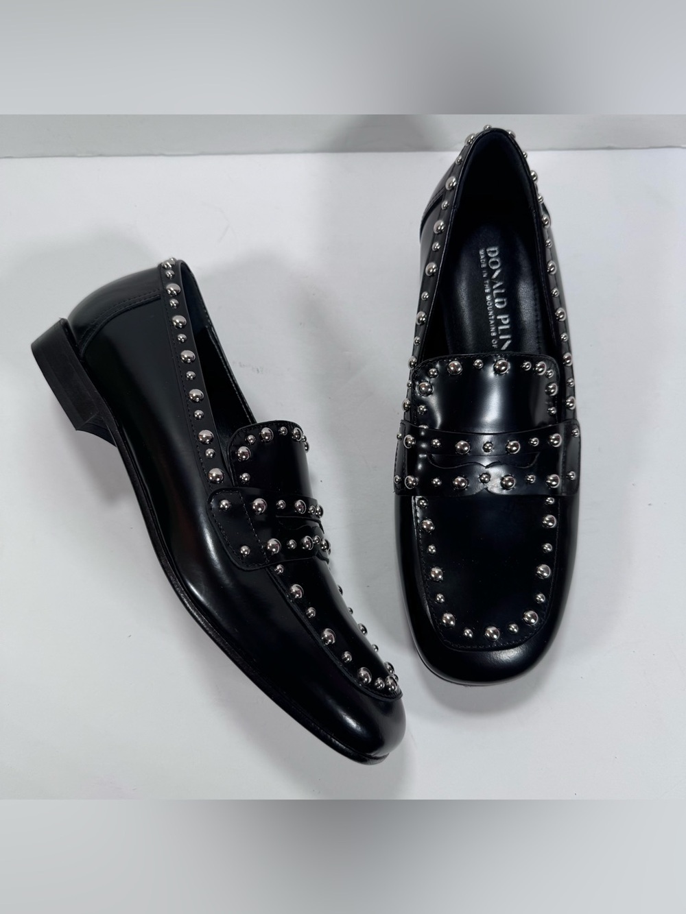 Donald Pliner Evline Black Leather Silver Studded Slip On Penny Loafer Women 7